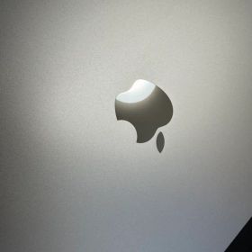 MacBook Air 13インチ 2022 M2 8GB 1TB スターライト