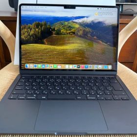 MacBook Air 2022 16GB 256GB 未使用に近い