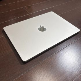 MacBook Air M2 16GB RAM 512GB SSD