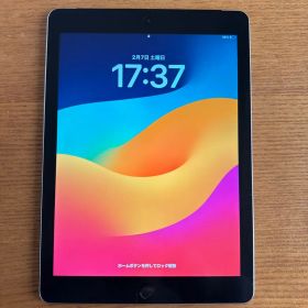 Apple iPad 第6世代 シルバー 32GB セルラーモデル