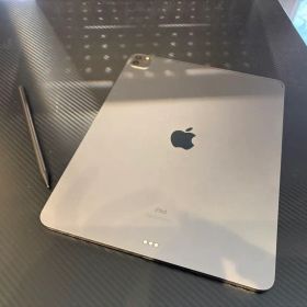 iPad Pro 第5世代 12.9インチ Wi-Fiモデル