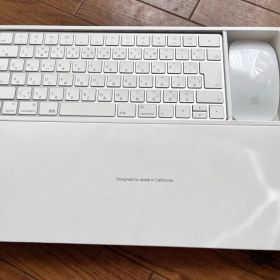 Apple Magic Keyboard & Mouse