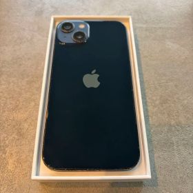 Apple iPhone 13 ミッドナイト128GB 1m充電ケーブル付き
