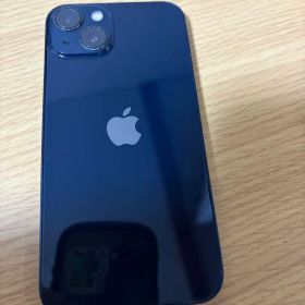 iPhone 13 ミッドナイトカラー ケース付き