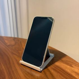 Apple iPhone 13 ホワイト 本体 256GB