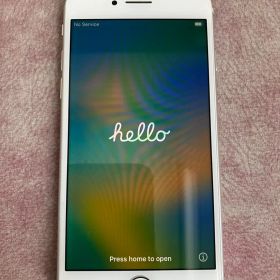 iPhone8 64GB シルバーのSIMフリー