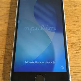 iphone SE3 64GB 難あり