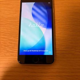 iPhoneSE 第3世代 64GB スターライトSoftBank SIMフリー