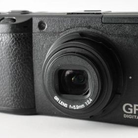 RICOH GR Ⅱ 新品 65,700円 中古 19,800円 | ネット最安値の価格比較