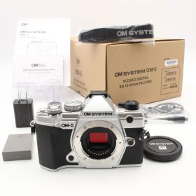 ショット数1616 【極美品】 OLYMPUS オリンパス OM SYSTEM OM-5 ボディ ミラーレス一眼カメラ 元箱 付属品 付き 86017