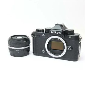 【中古】 《良品》 Nikon Z f Z 40mm F2（Special Edition）レンズキット ブラック [ デジタルカメラ ]