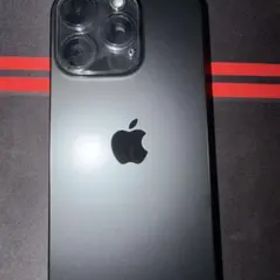 Apple iPhone 16Pro ブラックチタニウム 本体