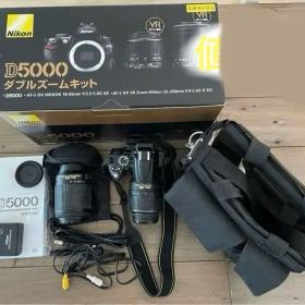 カメラ Nikon D5000 ダブルズームキット 純正バッグ 2GSDカード付