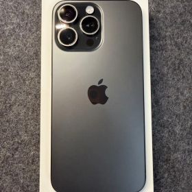 iPhone 15 Pro Max 256GB ブラックチタニウム