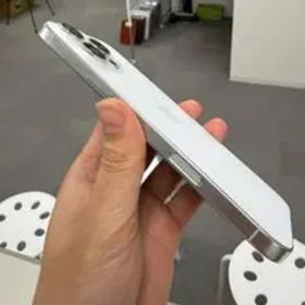 iPhone 16 Pro Max 256GB SIMフリー 99% 美品