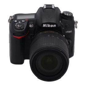 中古 デジタル一眼 レンズキットNikon ニコンD7000 18-105VR レンズキット 9463055コンディションランク【B】（商品 No.82-0）