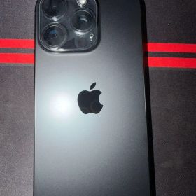 Apple iPhone 16Pro ブラックチタニウム 本体