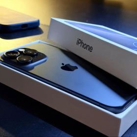 ✅ほぼ未使用⭐️iPhone 16 Pro 256gbブラック黒❣️ SIMフリー✨