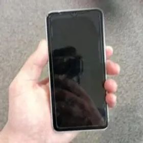 arrows スマートフォン 本体 シルバー