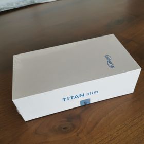 ユニハーツ(Unihertz)のUnihertz Titan Slim新品(スマートフォン本体)