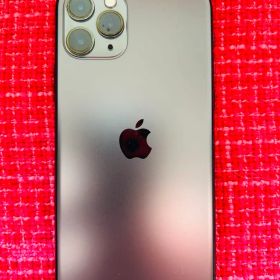 iPhone 11 Proスペースグレー 本体 Supremeケース付