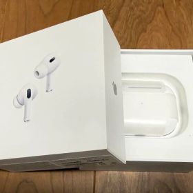 【美品】AirPods Pro 第2世代 MQD83J/A 箱付 おまけケース付