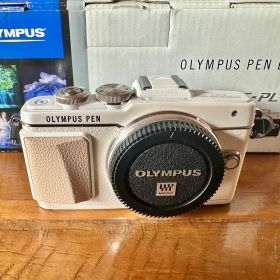 【オリンパス】OLYMPUS PEN E-PL7 ホワイト