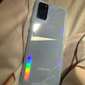 Samsung Galaxy S20 シルバー 画面にひびあり