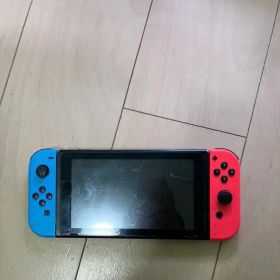 Nintendo Switch 本体 青/赤