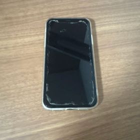 Apple iPhone 11 ホワイト 本体