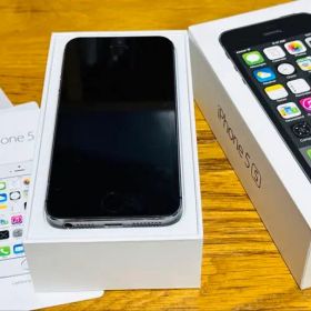 iPhone 5s 32GB スペースグレイ 本体 箱つき