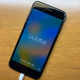 iPhone SE 第3世代 64GB 動作確認済み ガラス保護カバーもあり