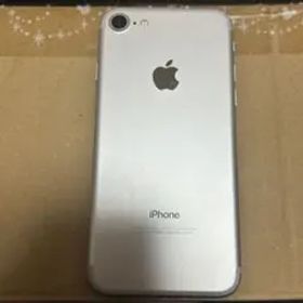 Apple iPhone7 シルバー 128 SIMロック KDDI A1779