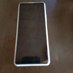 SONY Xperia10 III 5G 本体 画面にひびあり