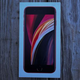 アップル(Apple)の【アメリカ版】iPhone SE 第三世代 SIMフリー64GB RED(スマートフォン本体)