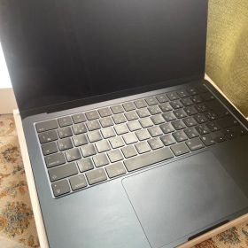【美品】MacBook Air M2 16GB 256GB 箱付 使用少なめ