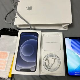 美品・未使用フィルム付き iPhone 12 128gbブラック本体