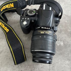 Nikon D3100 デジタル一眼レフ 本体 バッテリー付き