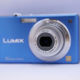 【動作OK、バッテリー、充電器付き】LUMIX DMC-FS7