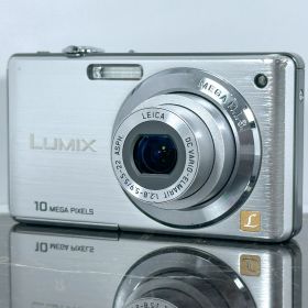 Panasonic LUMIX DMC-FS7 シルバー パナソニック ルミックス コンパクトデジカメ デジタルカメラ コンデジ 中古カメラ 動作品 簡単操作 軽量モデル 定番カラー レトロデジカメ 人気シリーズ