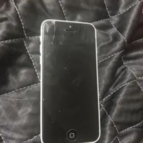 iPhone 5c White 16 GBか32ギガのどちらか Softbank