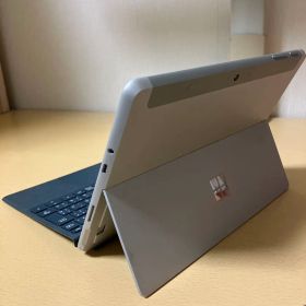 Surface Go第一世代 intel Pentium/128GB/8GB