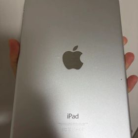 iPad mini 4 128GB WiFi+Cellular シルバー