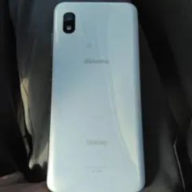 docomo Galaxy SC-42A ホワイト 本体