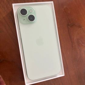 iPhone15 128GB Green バッテリー96%
