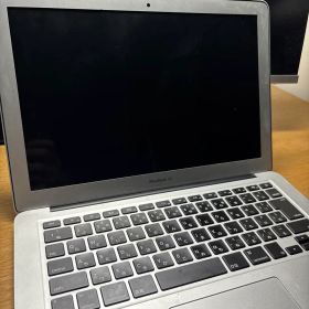 Apple MacBook Air 2017 シルバー