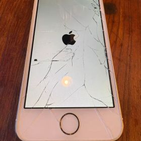 iPhone 5s ゴールド 本体 画面割れ