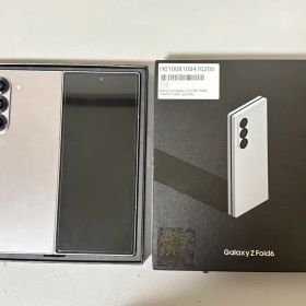 超美品 Galaxy Z Fold6 12+512 シルバー シャドウ 台湾版