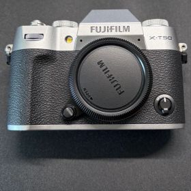 メーカー保証期限内 Fujifilm X-T50 シルバー ミラーレスカメラ