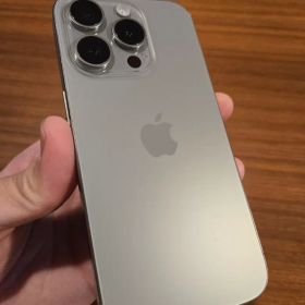iPhone 15 Pro 256GB ナチュラルチタニウム